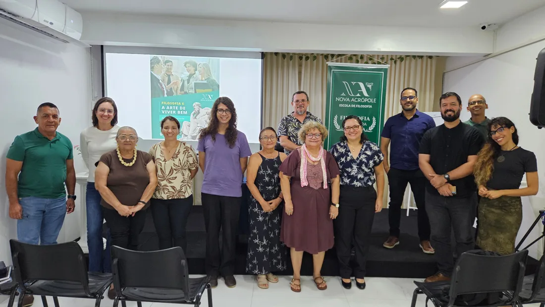 Plateia na palestra Filosofia e a Arte de Viver Bem